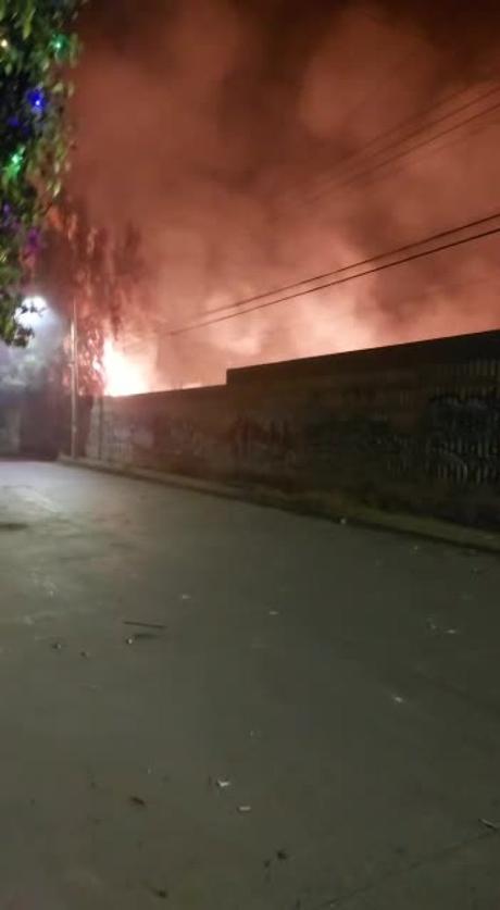 (video) Se registra noche de incendios en la zona metropolitana de SLP