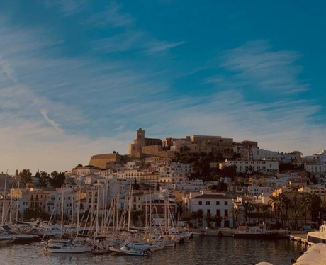 San Antonio de Portmany, en Ibiza: Todo lo que puedes ver y hacer