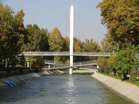 UZBEKISTÁN: EN LA CIUDAD DE TASHKENT