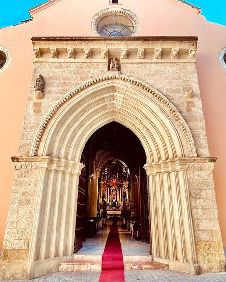 La Iglesia de San Andrés (2): la portada principal.