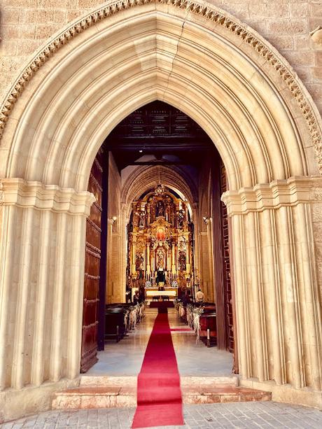 La Iglesia de San Andrés (2): la portada principal.