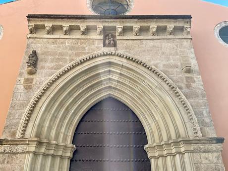 La Iglesia de San Andrés (2): la portada principal.