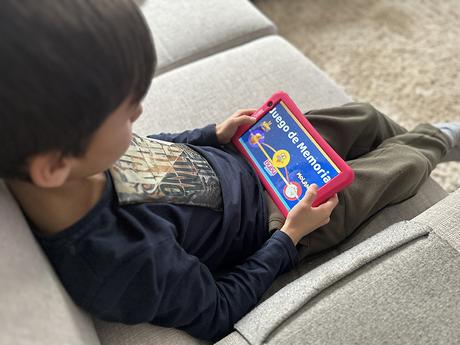 KidsBeeTV, entretenimiento para niños 100% seguro