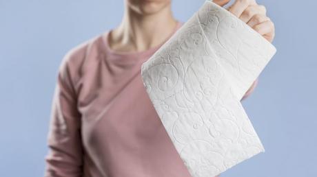 La celulosa: fibra estructural de plantas y árboles.