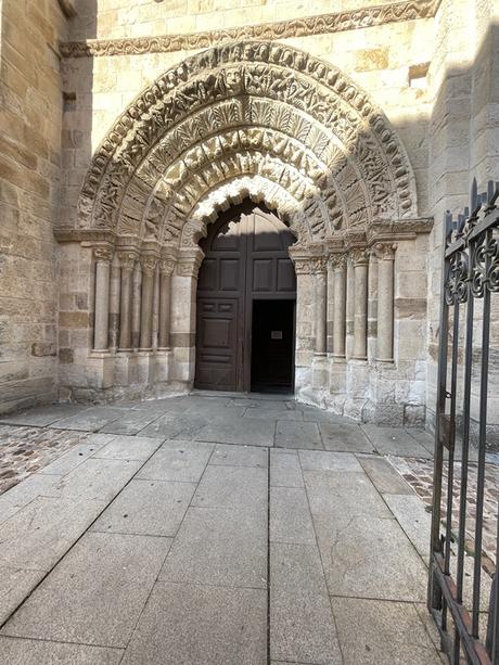 Zamora, la bien cercada