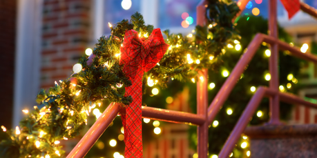 Adornos navideños para tu escalera Adornos navideños para tu escalera