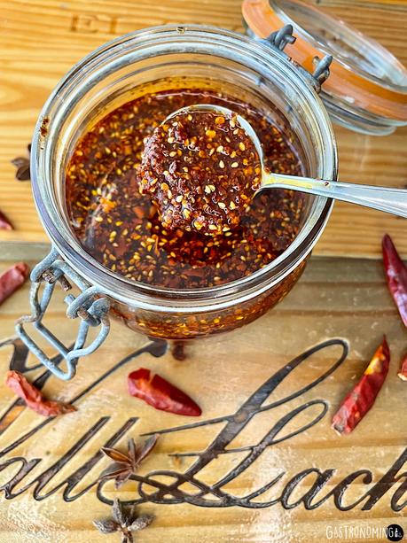 Salsa de aceite picante estilo chino (Chili oil) Salsa de aceite picante estilo chino (Chili oil)