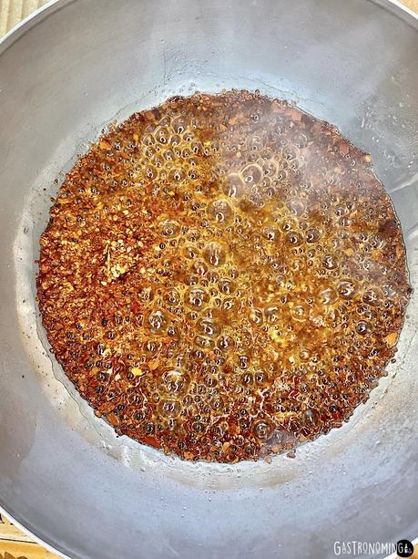 Salsa de aceite picante estilo chino (Chili oil) Salsa de aceite picante estilo chino (Chili oil)