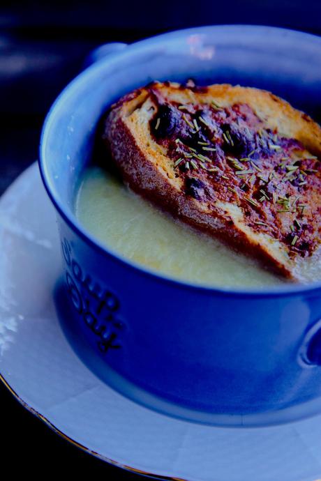 SOPA DE CEBOLLA GRATINADA