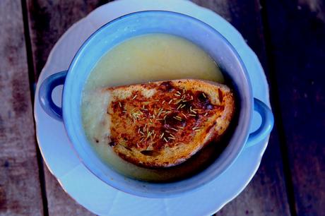 SOPA DE CEBOLLA GRATINADA