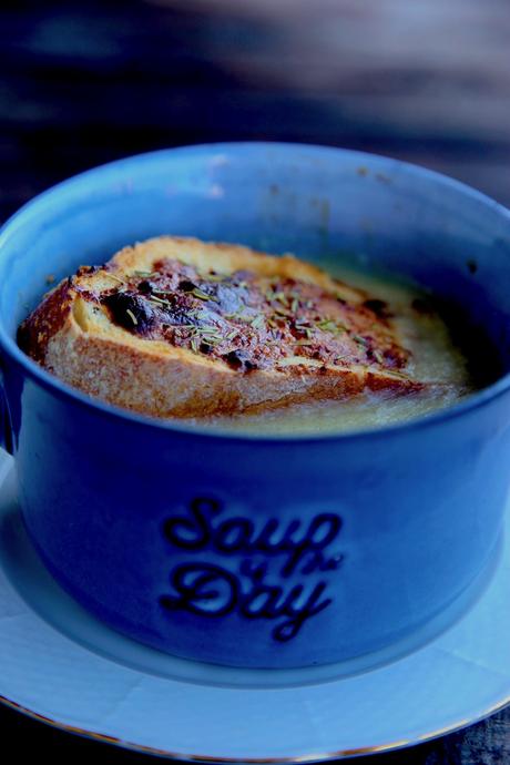 SOPA DE CEBOLLA GRATINADA
