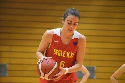 Galería de clics del Segle XXI-Basket Almeda (Liga Femenina 2)