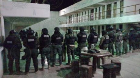 Realizan operativo de seguridad en penal de Matehuala; 30 reos serán reubicados