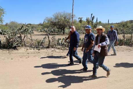 Alcalde Enrique Galindo mantiene la atención a las comunidades rurales con intensa gira por el norte de San Luis Potosí