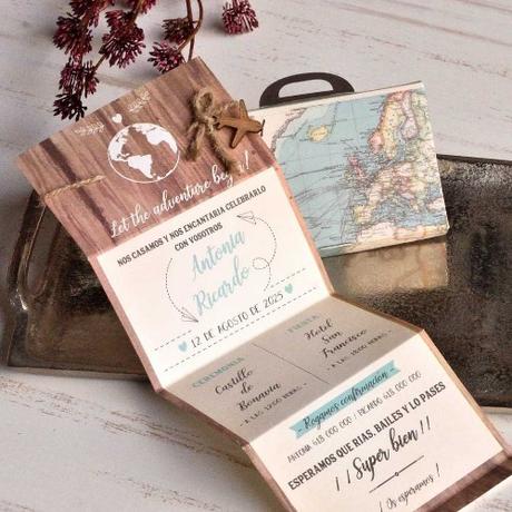 10 ideas originales para las invitaciones de tu boda con temática de viajes Invitación de boda maleta con mapa