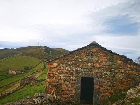 Circular al Aguión (Techo de Salas)