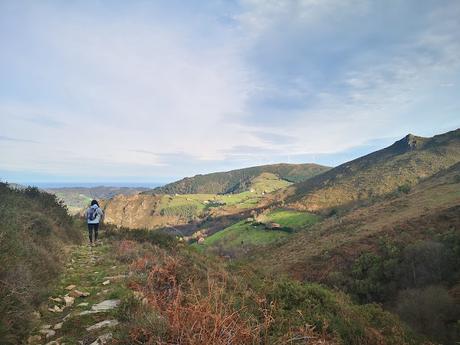 Circular al Aguión (Techo de Salas)