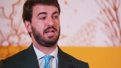 “Yo es que no sé mucho de embarazos”, dijo el vicepresidente de Vox de Castilla y León.