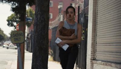 EMILY LA ESTAFADORA (EMILY THE CRIMINAL) (USA, 2022) Thriller