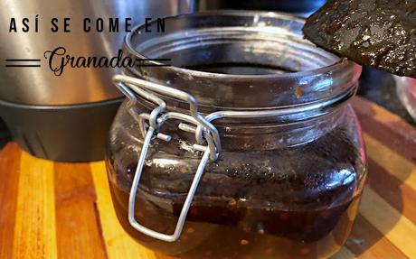 Gofres y tortitas de patata con mermelada de tomate Gofres y tortitas de patata con mermelada de tomate