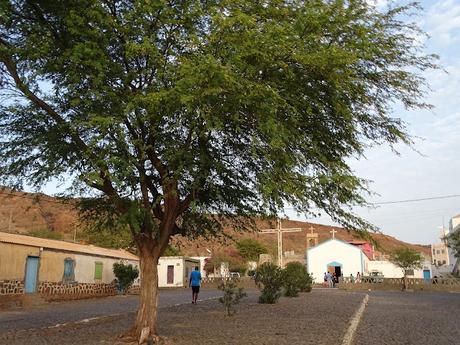 CABO VERDE :  LA NATURAL BELLEZA  DE TARRAFAL  EN ILHA SAO NICOLAU