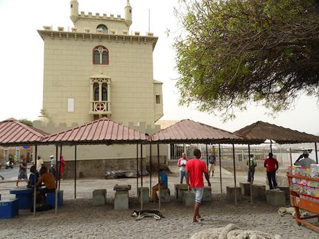 CABO VERDE : LOS PESCADORES DE LA ILHA DE SAO VICENTE CABO VERDE : LOS PESCADORES DE LA ILHA DE SAO VICENTE
