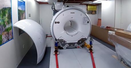 En el Hospital Central , comienza la instalación de equipo de resonancia magnética