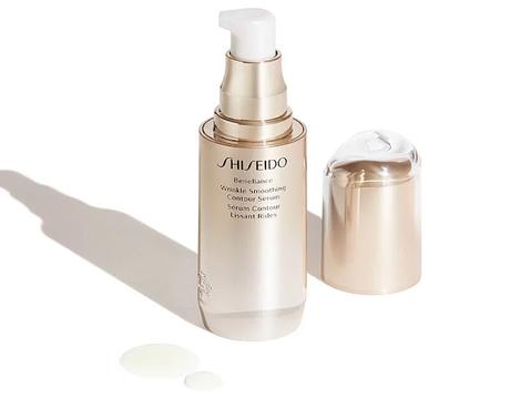 shiseido-benefiance-wrinkle-smoothing-contour-serum-abierto