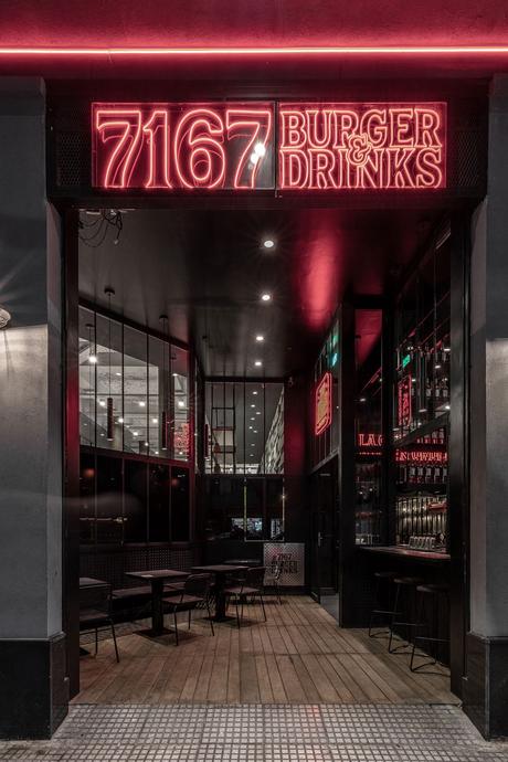 7167 Burger, Buenos Aires / Estudio HMA