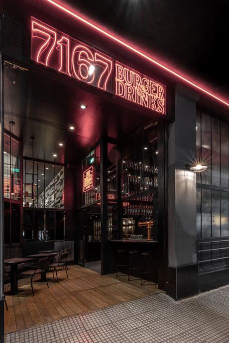 7167 Burger, Buenos Aires / Estudio HMA
