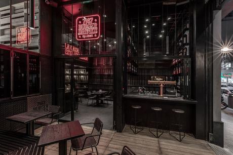 7167 Burger, Buenos Aires / Estudio HMA