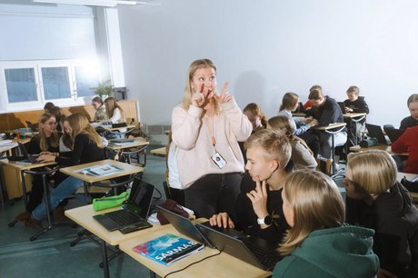 Finlandia enseña a una generación a detectar la desinformación