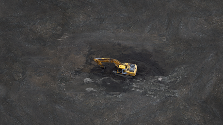 The 3 Surrealists Project: Laura y Sira Cabrero, Alberto Merino y Ausín Sáinz