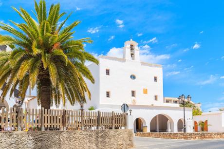 Las 17 mejores cosas para hacer en Ibiza &  Atractivos para Turistas (2022)