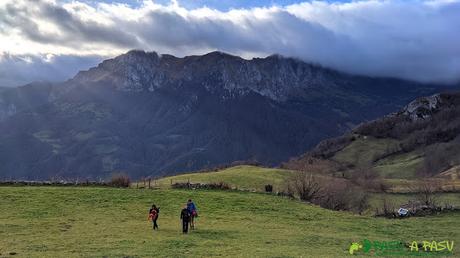 Prados de Pandiechu sobre la Cubilla