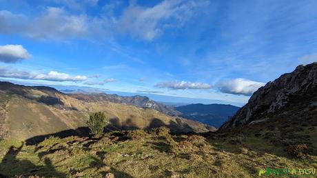 Zona alta subiendo a la Portiecha. Vistas hacia el Norte