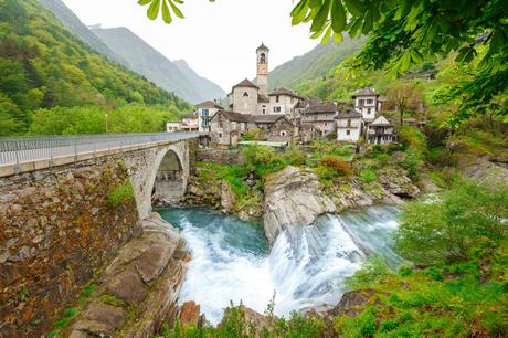 Lugares de interés de Suiza – 25 destacados variados (2022) Lugares de interés de Suiza – 25 destacados variados (2022)