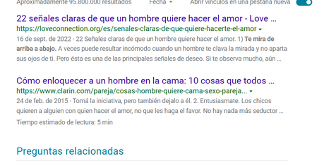 Un hombre solo en una habitación