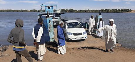 SUDÁN : NAVEGANDO POR EL NILO, LA CANTERA MESSAIDA Y LA MONTAÑA DE WADI SEBU SUDÁN : NAVEGANDO POR EL NILO, LA CANTERA MESSAIDA Y LA MONTAÑA DE WADI SEBU