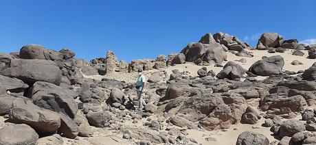 SUDÁN : NAVEGANDO POR EL NILO, LA CANTERA MESSAIDA Y LA MONTAÑA DE WADI SEBU SUDÁN : NAVEGANDO POR EL NILO, LA CANTERA MESSAIDA Y LA MONTAÑA DE WADI SEBU