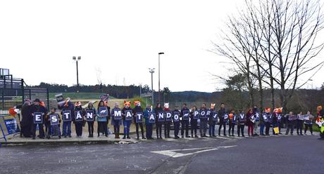 Concentración y lectura de mi 'Carta a un zorro' en Moraña (Pontevedra) Concentración y lectura de mi 'Carta a un zorro' en Moraña (Pontevedra)