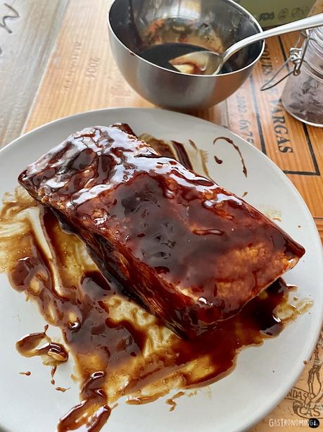 Panceta de cerdo Char siu (sous vide), el cerdo a la barbacoa estilo chino Panceta de cerdo Char siu (sous vide), el cerdo a la barbacoa estilo chino