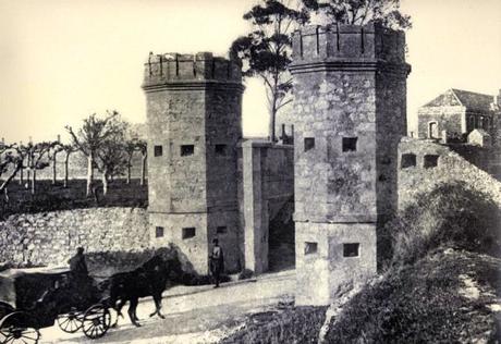 Fielato de entrada a Santander en Pronillo