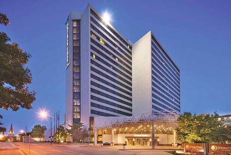 20 hoteles mejor calificados en Tulsa, OK