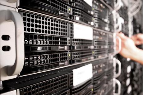 Redkom aconseja acerca de cómo escoger un buen hosting para negocios online