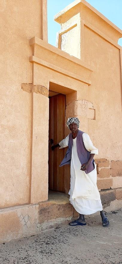 SUDÁN : LAS PIRÁMIDES DE MEROE SUDÁN : LAS PIRÁMIDES DE MEROE