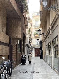 Calle de La Olivera en Valencia Calle de La Olivera en Valencia