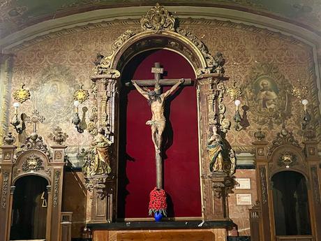 La Iglesia del Buen Suceso (5): el retablo del Cristo del Desamparo o del Buen Suceso.