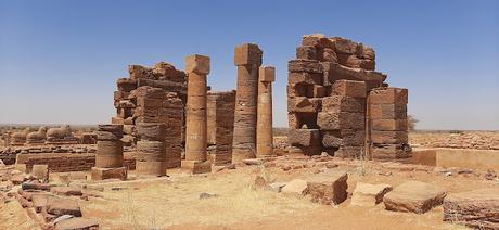 SUDÁN : MUSAWWARAT ES-SUFRA Y EL TEMPLO DE NAQA SUDÁN : MUSAWWARAT ES-SUFRA Y EL TEMPLO DE NAQA