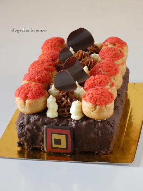 Brownie de Gofio con Almendras y Profiteroles